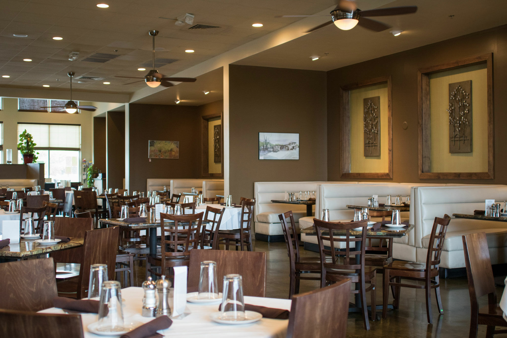 Bed and Breakfast Gilbey'S Bar, Restaurant & Townhouse Windsor Esterno foto
